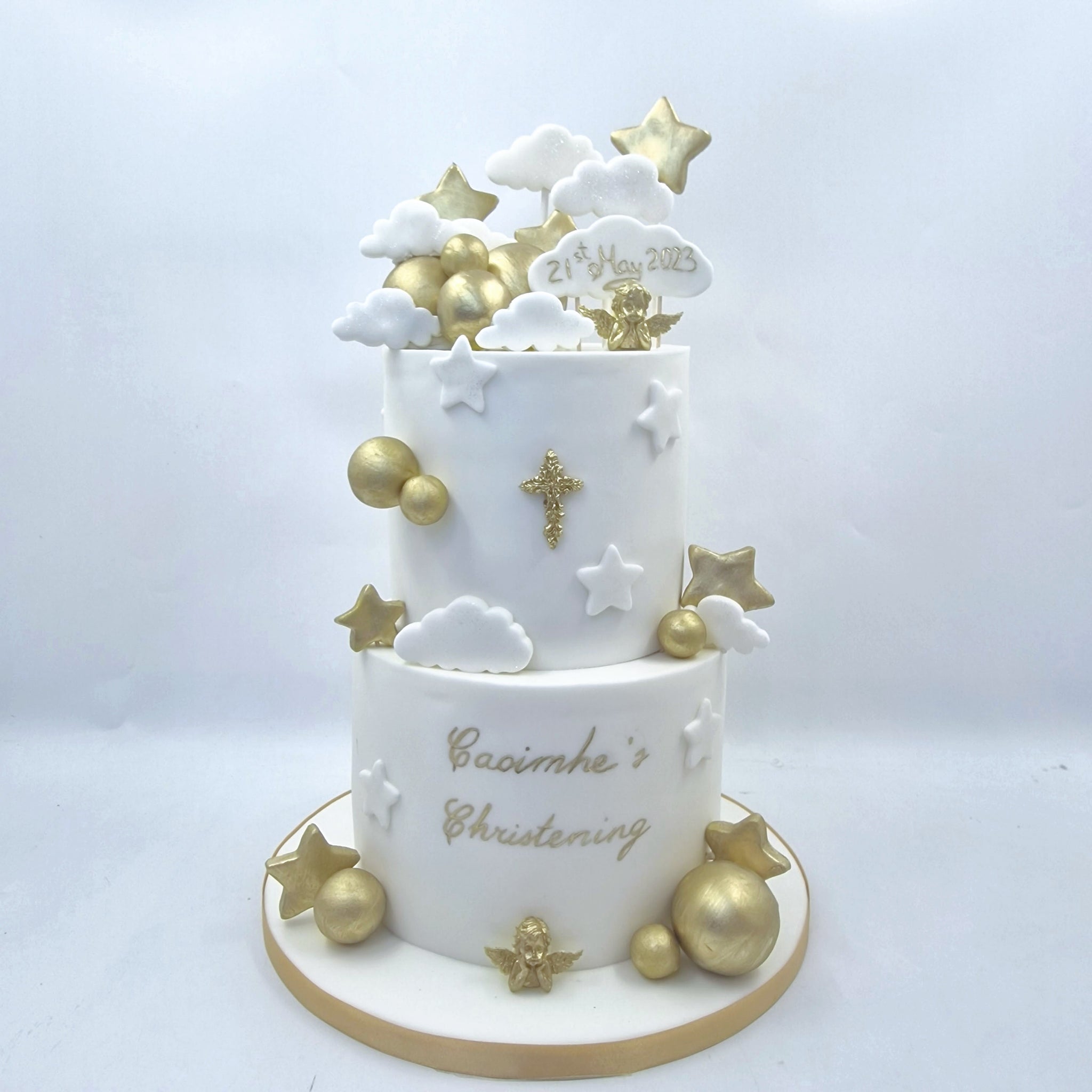 Gold white christening cake - Decorated Cake by - CakesDecor