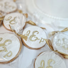 Load image into Gallery viewer, Wedding biscuits / Wedding favours
